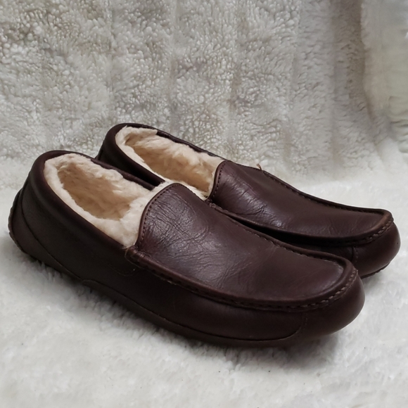 UGG Other - UGG Ascot leather Slippers